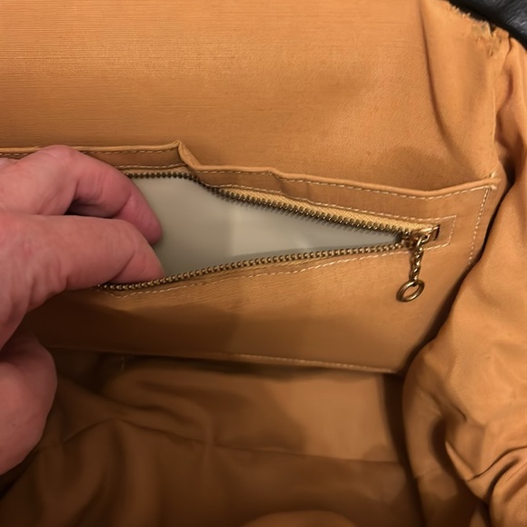 Vintage 1950s Needlepoint Handbag. 50s Black Floral Needlepoint Purse - Picture 4 of 12